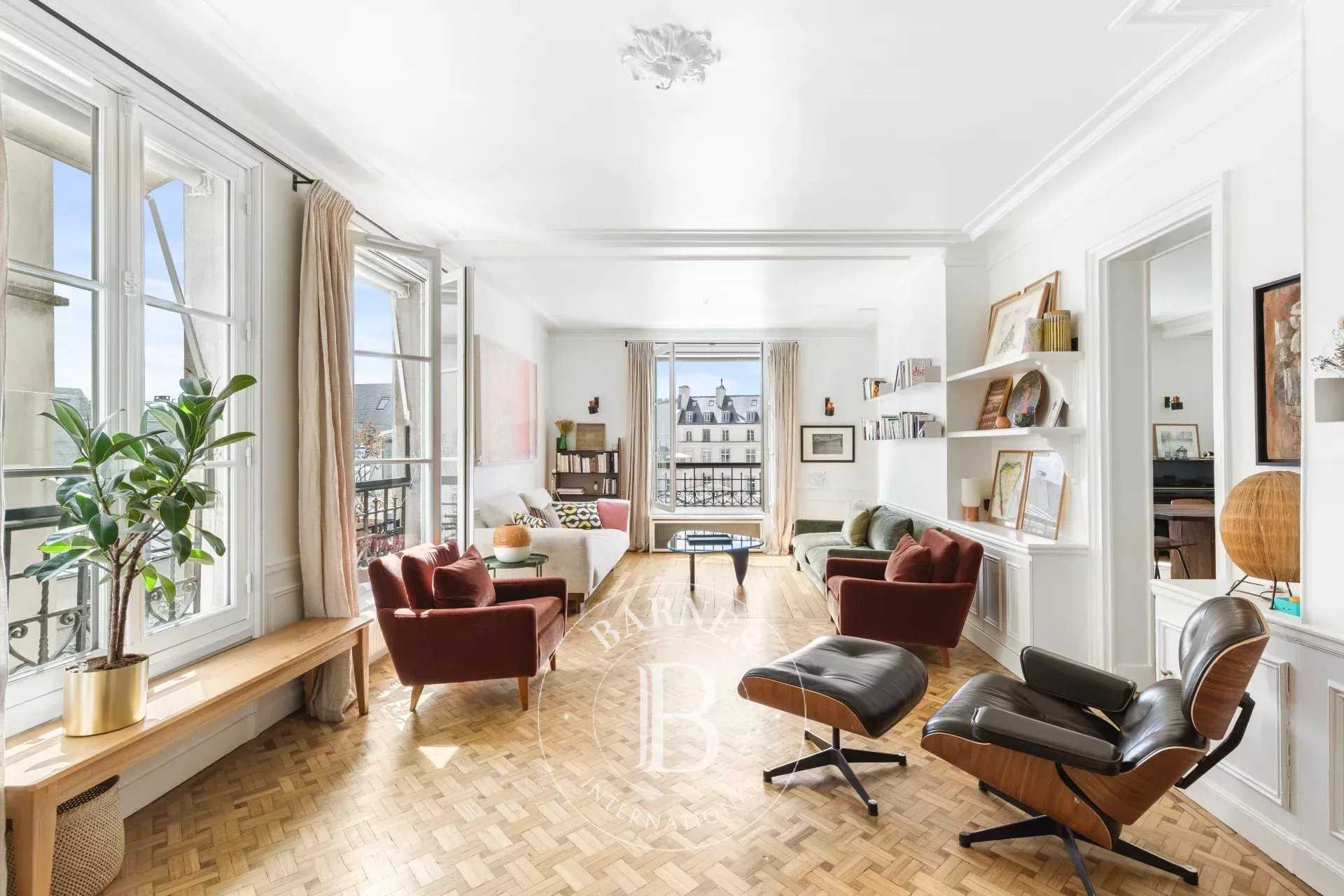 découvrez un appartement chic à paris, idéal pour un séjour élégant au cœur de la capitale. profitez de tout le confort moderne dans un cadre raffiné, proche des meilleures attractions parisiennes.