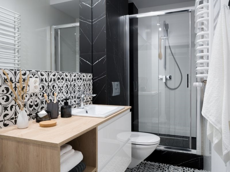 trouvez la meilleure assurance pour la rénovation de votre salle de bain à paris 17. comparez les offres et bénéficiez d'une protection adaptée pour vos travaux en toute sérénité.
