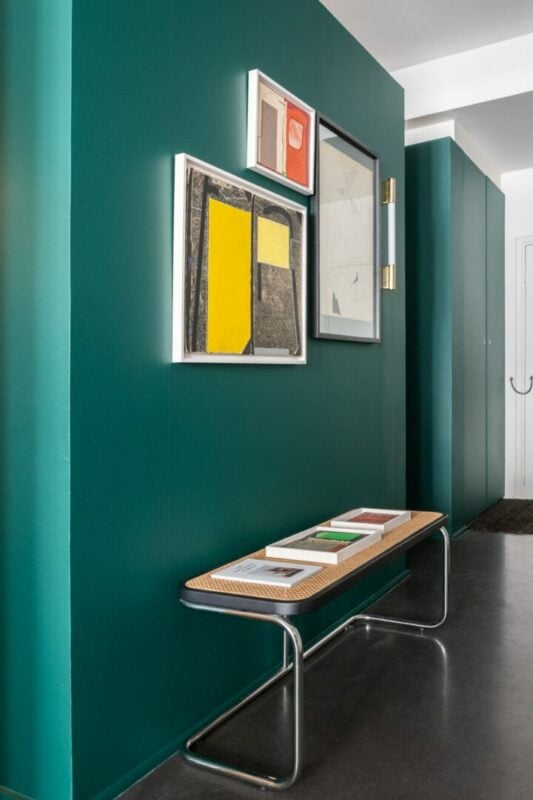 découvrez le coût de la peinture dans le 14ème arrondissement : tarifs au m², prix moyens des professionnels, conseils pour estimer votre budget peinture en 2024.