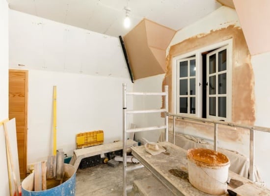 découvrez le coût du placo au m2 à paris 10 : tarifs moyens, conseils pour estimer votre budget et choisir les meilleurs professionnels pour vos travaux de plâtrerie.