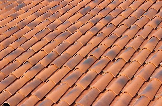 découvrez comment une couverture économique pour toiture peut optimiser votre budget tout en garantissant protection et durabilité à votre maison. conseils et solutions abordables pour votre toit.