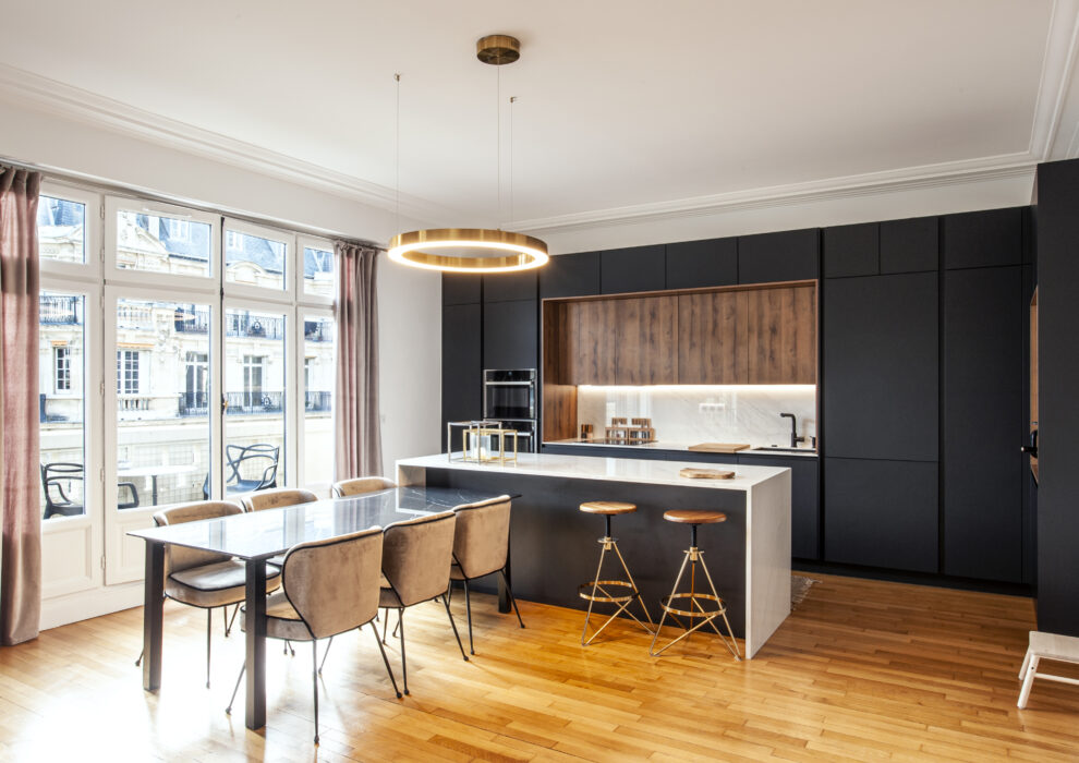 découvrez notre cuisine contemporaine à malakoff : designs modernes, matériaux innovants et solutions sur-mesure pour créer l'espace culinaire de vos rêves.