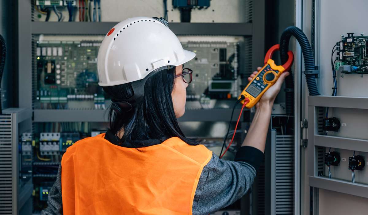 faites appel à un expert en électricité à courbevoie pour tous vos besoins d'installation, de dépannage et de mise aux normes électriques. service rapide, fiable et professionnel pour particuliers et entreprises.