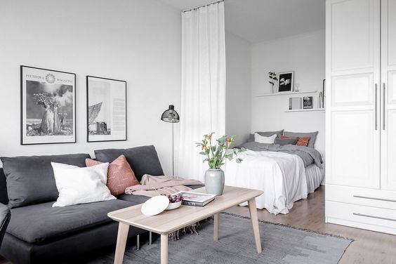 découvrez nos conseils pratiques et astuces d’aménagement pour optimiser l’espace et le rangement dans un petit appartement. gagnez en confort et en fonctionnalité au quotidien !