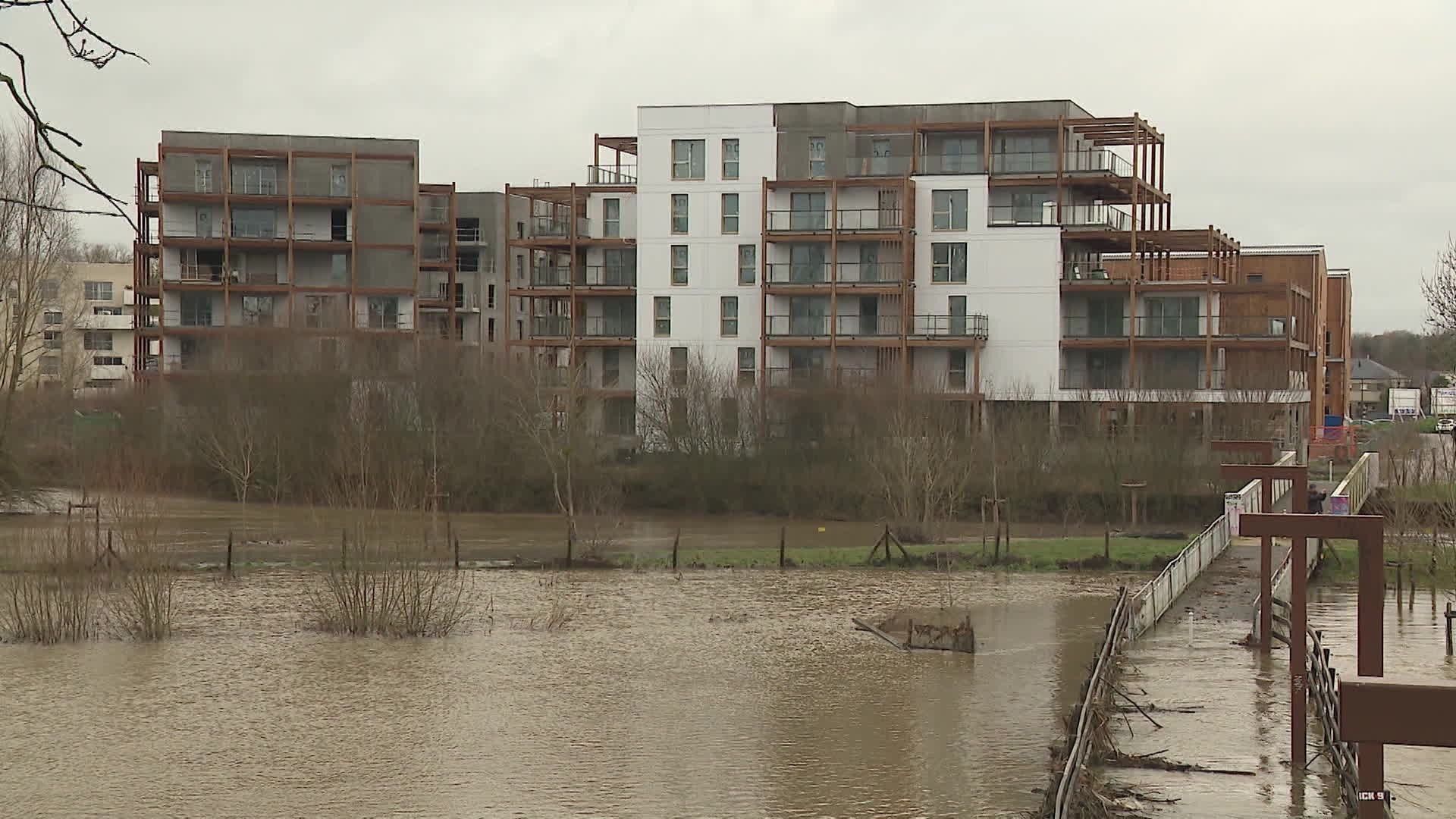 obtenez toutes les informations essentielles sur le permis de construire à paris 75018 en 2025 : démarches, réglementation, conseils et accompagnement pour réussir votre projet immobilier dans le 18e arrondissement.