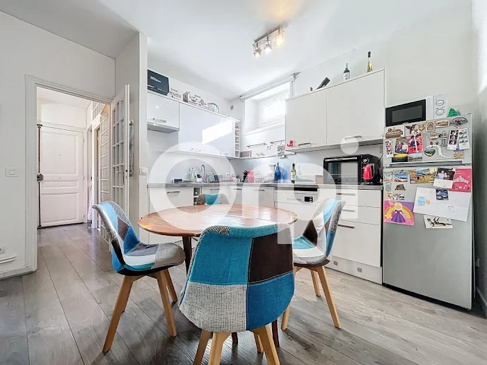 découvrez nos conseils et idées pour réussir la rénovation de votre appartement en 2025 : tendances, budget, étapes clés et astuces pour un intérieur moderne et fonctionnel.