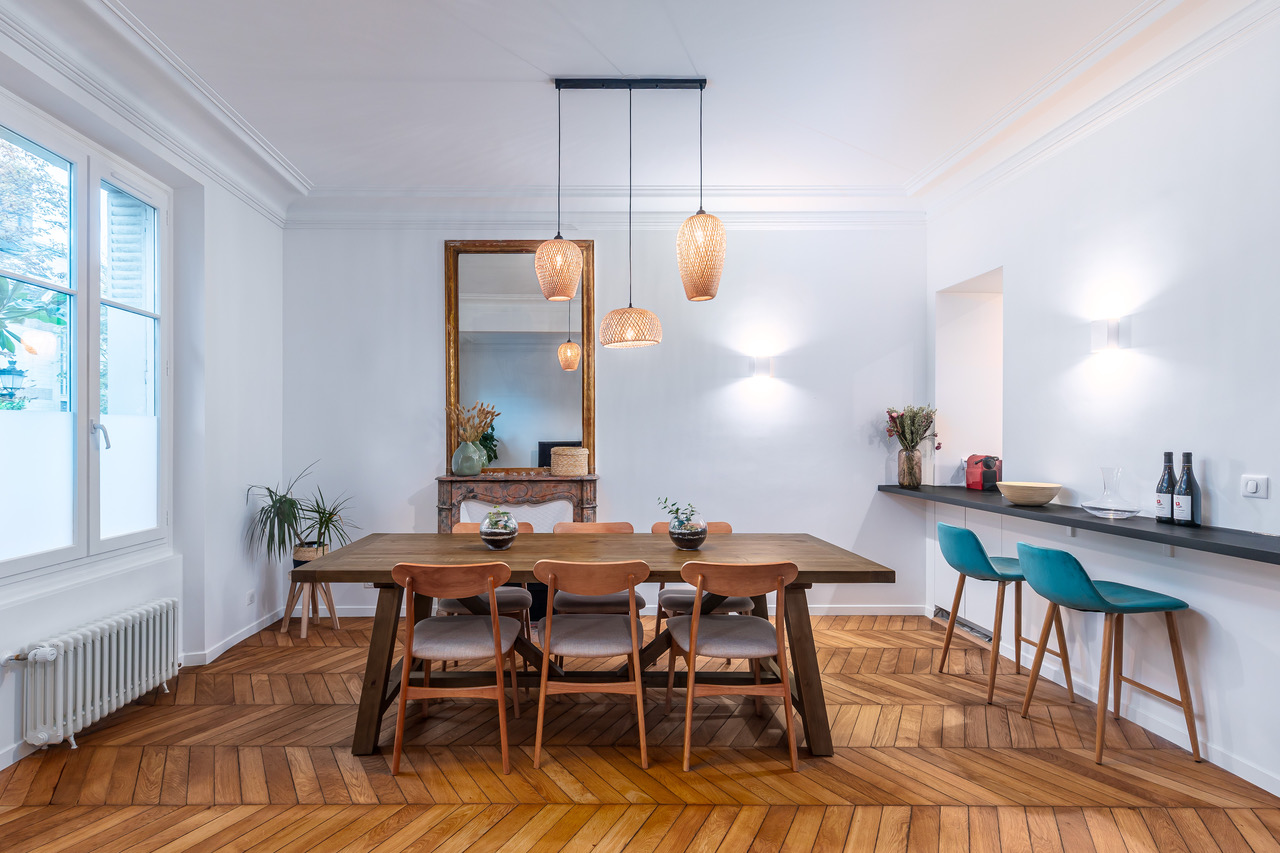 découvrez nos services de rénovation d'appartement à paris : transformation sur-mesure, conseils d'experts et réalisations de qualité pour valoriser votre espace de vie.