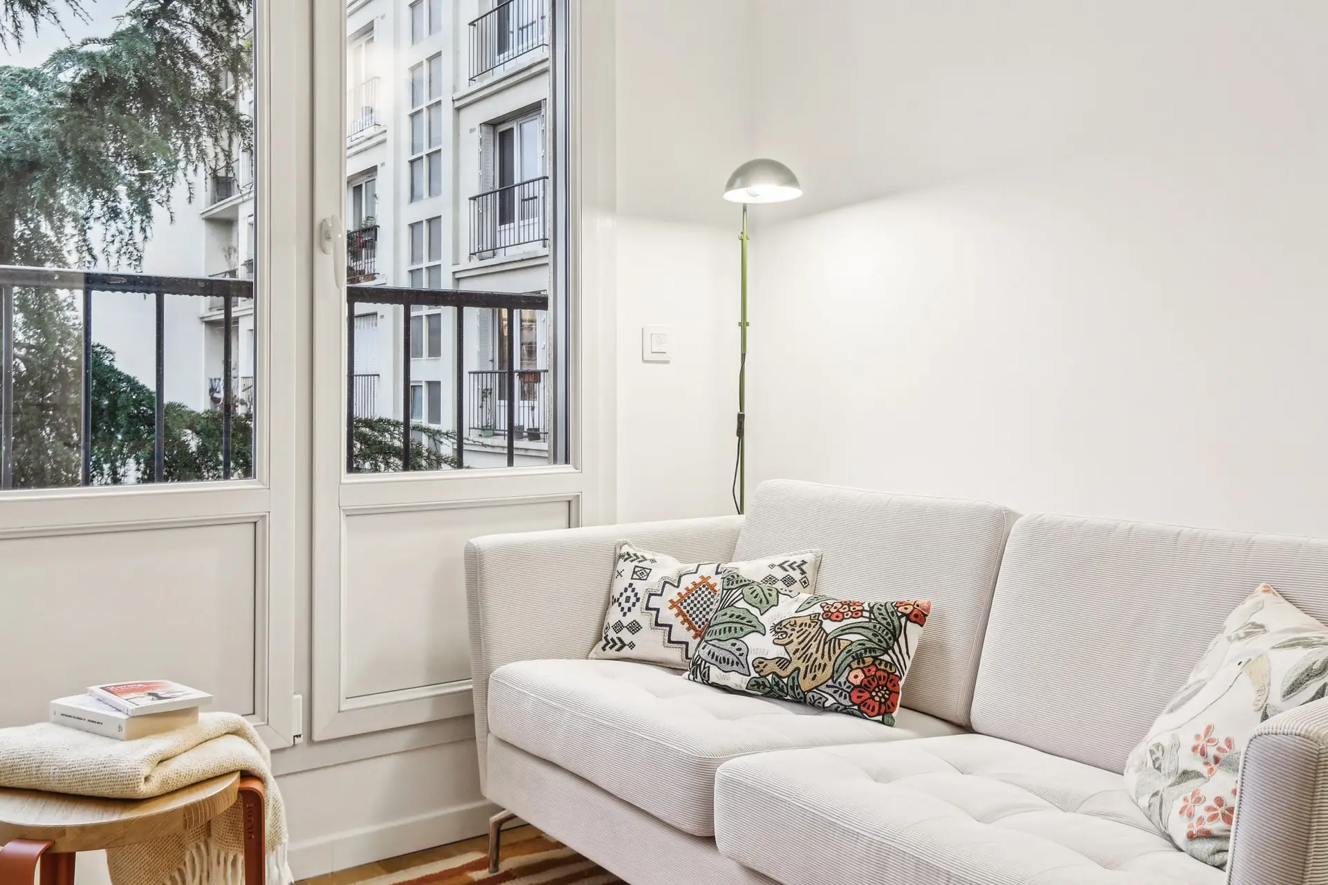 confiez la rénovation de votre appartement à paris en 2025 à des experts. modernisez votre espace avec des solutions sur mesure, travaux de qualité, et respect des délais. demandez votre devis gratuit !