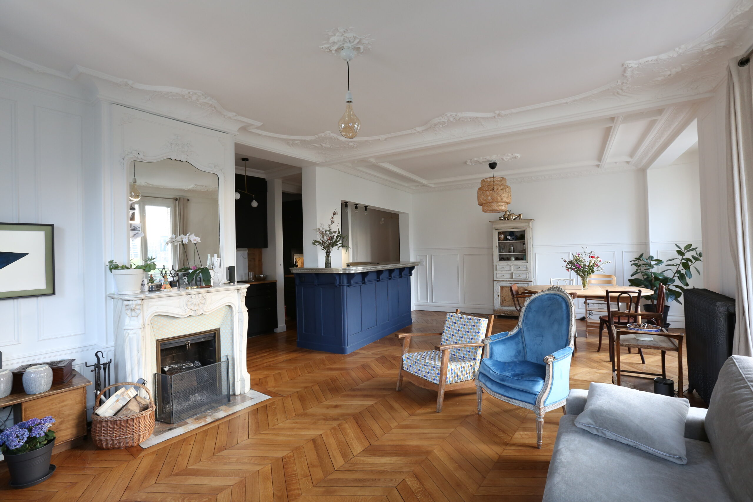 confiez la rénovation de votre appartement à paris à des experts qualifiés. nous transformons votre espace avec style, efficacité et respect des délais. demandez votre devis gratuit !