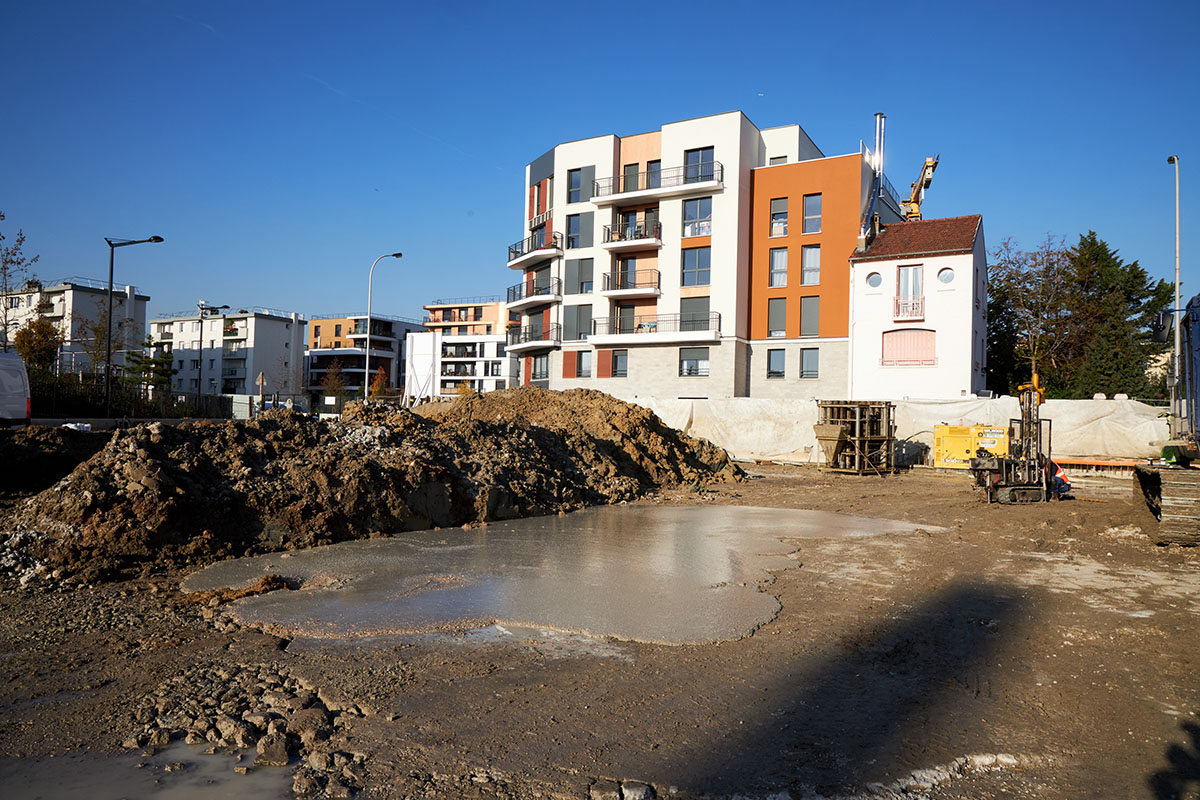 besoin de rénover votre logement à bois-colombes ? découvrez nos services de rénovation intérieure et extérieure adaptés à tous vos projets. qualité, expertise et devis gratuit !