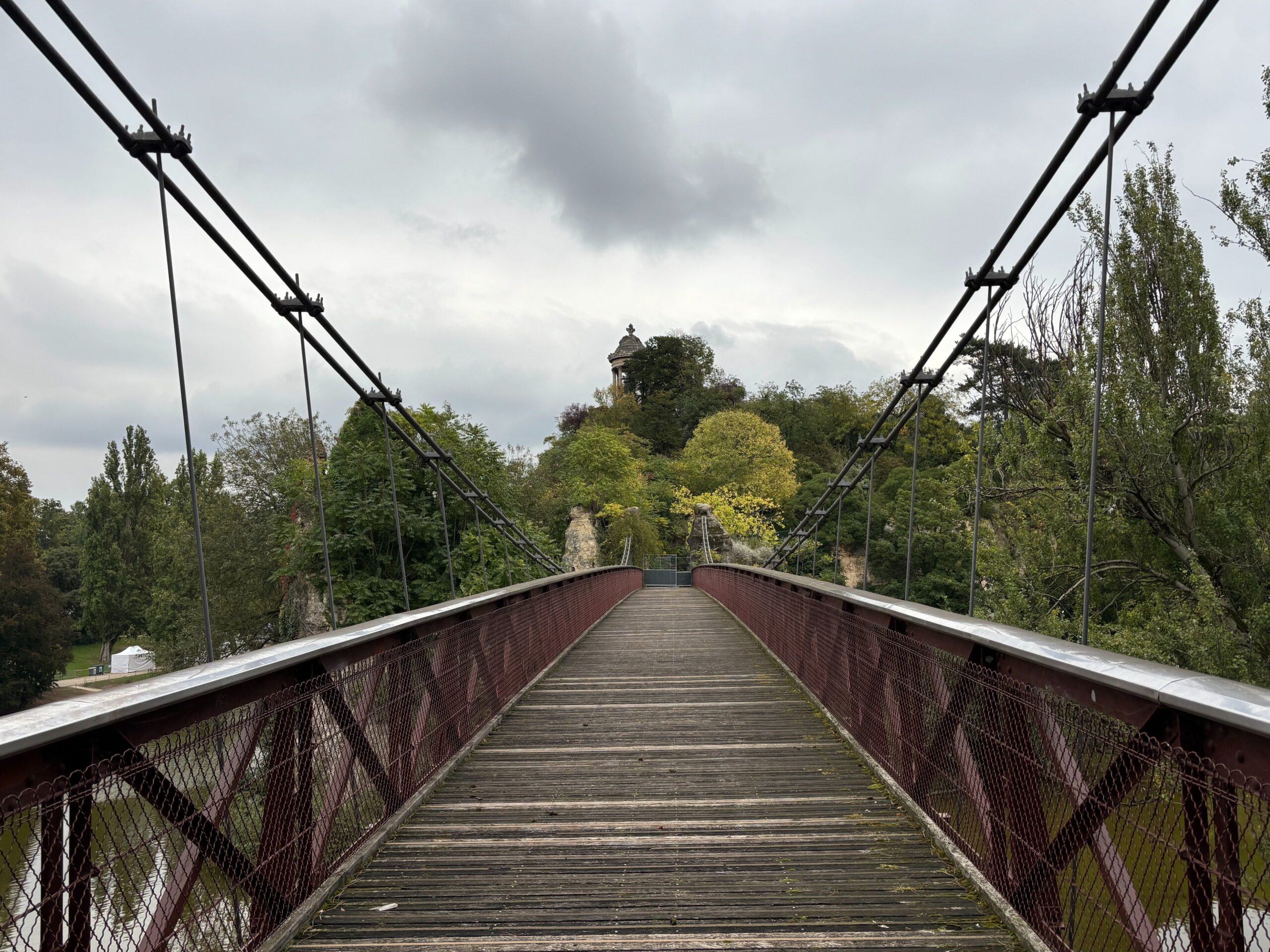 découvrez nos services de rénovation aux buttes-chaumont : conseils personnalisés, accompagnement sur-mesure et travaux de qualité pour transformer votre intérieur à paris.