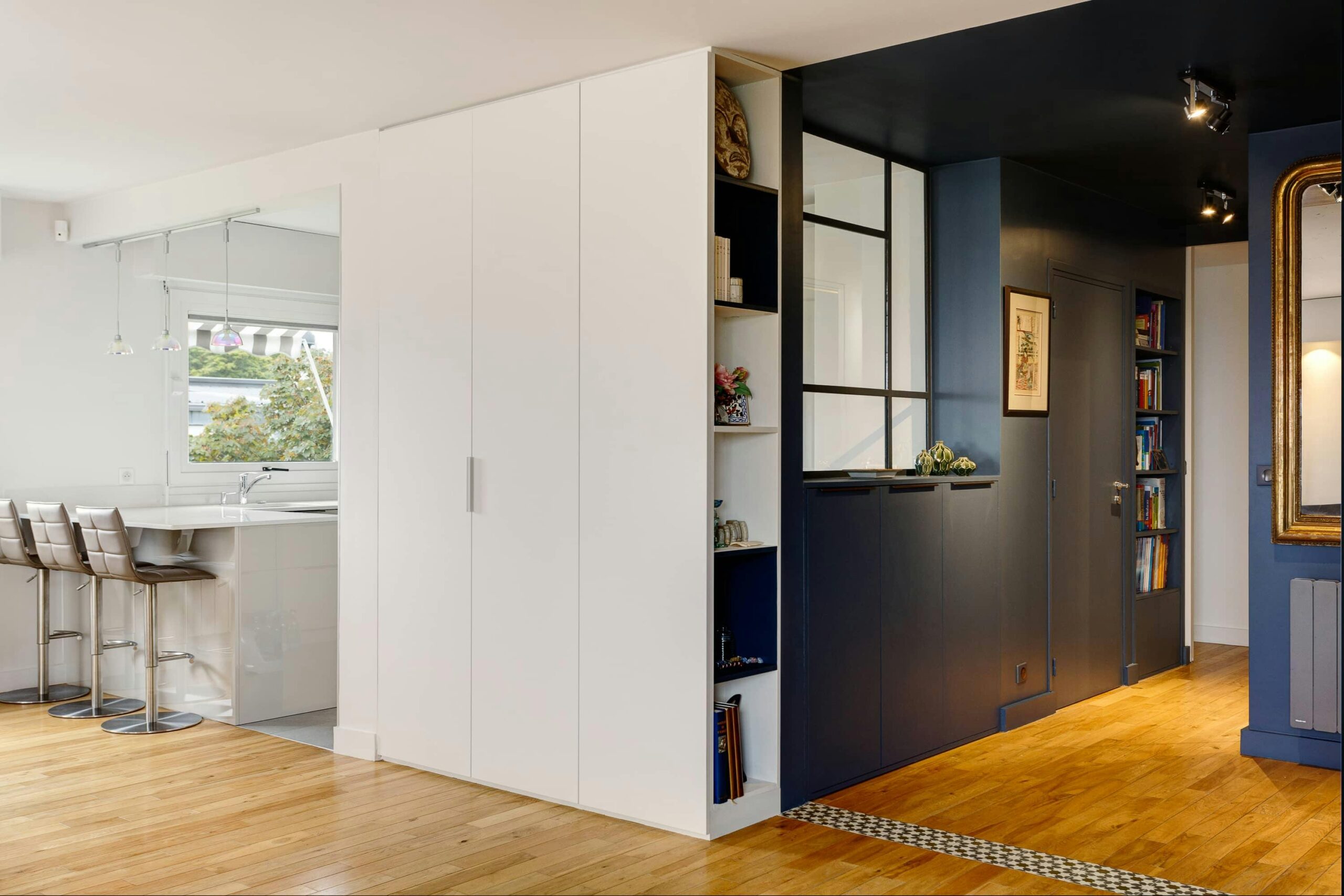 confiez votre projet de rénovation à paris à des experts qualifiés. rénovation d'appartements, maisons et locaux professionnels avec des solutions sur-mesure, respect des délais et devis gratuit.