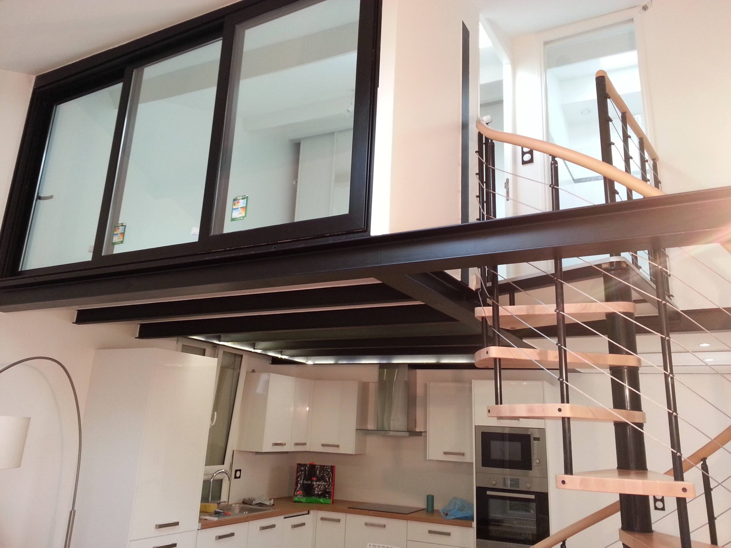 spécialiste de la rénovation à paris 75001 : rénovation complète d'appartements, maisons et bureaux. devis gratuit, travaux de qualité et délais respectés dans le 1er arrondissement de paris.