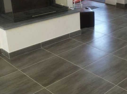 confiez la rénovation de votre sol à paris à des experts ! découvrez nos solutions sur-mesure pour parquet, carrelage, béton et sol pvc. devis gratuit et intervention rapide.