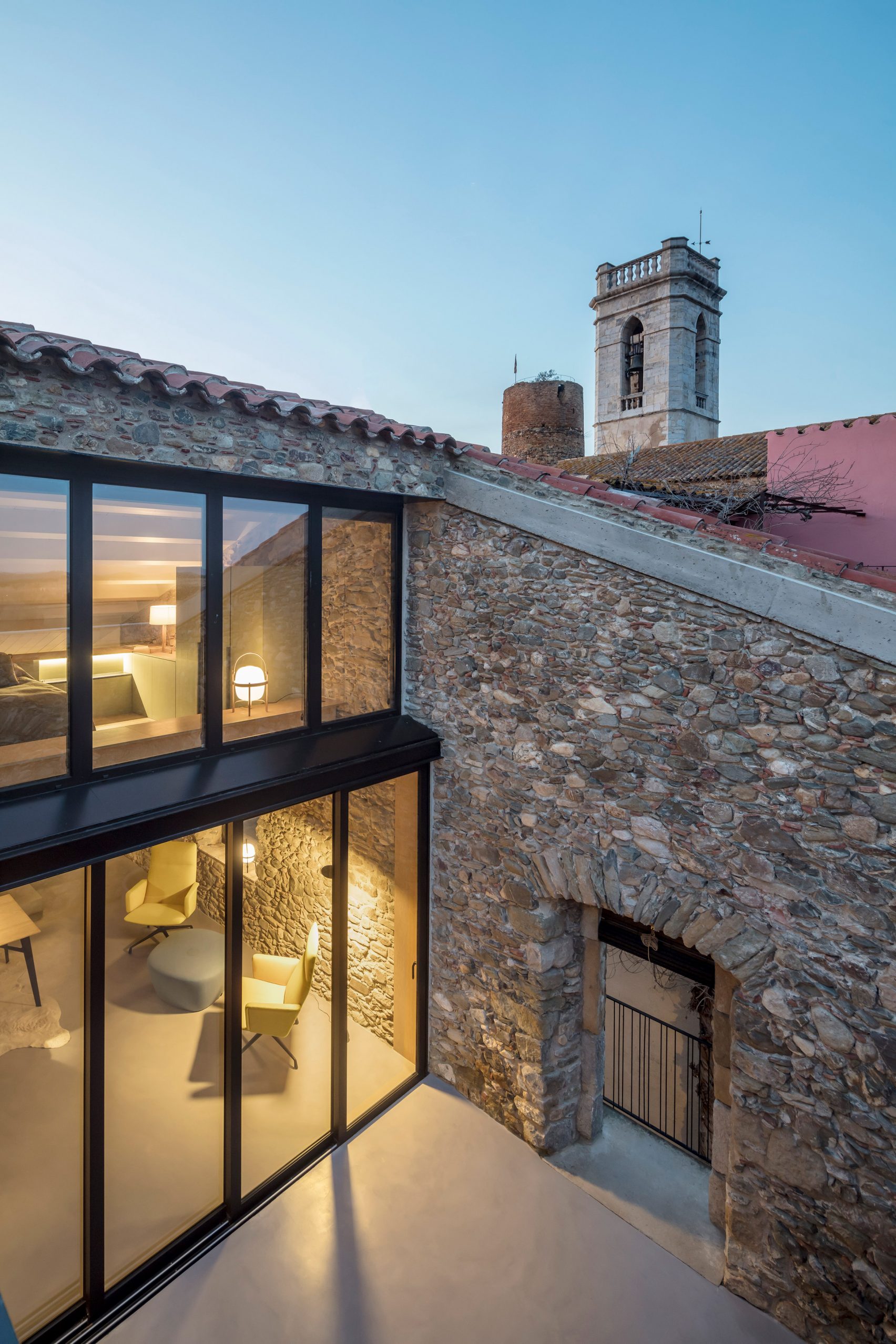 découvrez tous les conseils et étapes indispensables pour rénover votre maison, optimiser votre budget et transformer votre intérieur avec succès. guide complet pour une rénovation réussie.