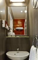 découvrez nos solutions pour aménager ou rénover votre salle de bain à la garenne-colombes. profitez de conseils sur mesure et d’un accompagnement personnalisé pour un espace moderne et fonctionnel.