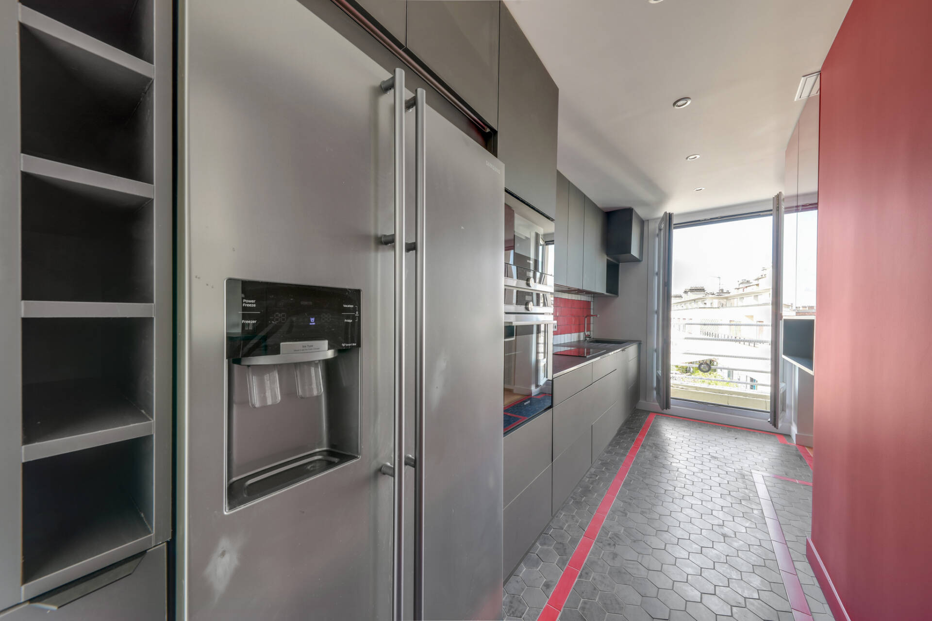 rénovez votre cuisine à paris 75005 avec nos experts en transformation sur-mesure. conseils, design moderne et finitions de qualité pour un espace fonctionnel et élégant.
