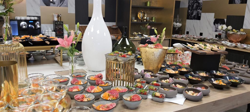 découvrez comment installer une verrière dans votre cuisine à paris pour apporter lumière, style et modernité à votre intérieur. conseils, inspirations et professionnels locaux.