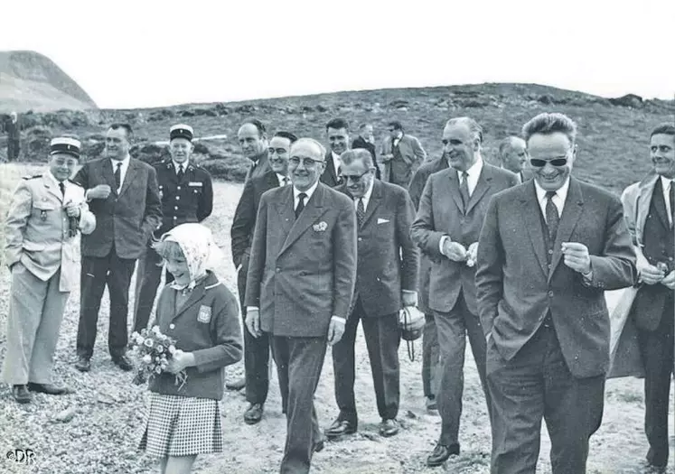 rendez hommage à georges pompidou avec une rétrospective sur sa vie, son parcours politique et son héritage en france. découvrez son impact et son rôle majeur dans l’histoire contemporaine.