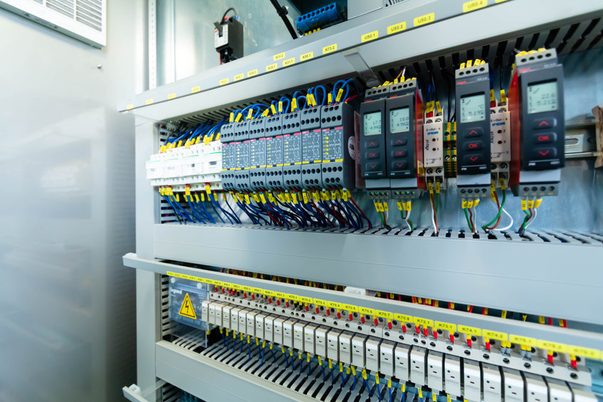 modernisez votre installation électrique pour plus de sécurité, d'efficacité énergétique et de confort dans votre maison ou votre entreprise.