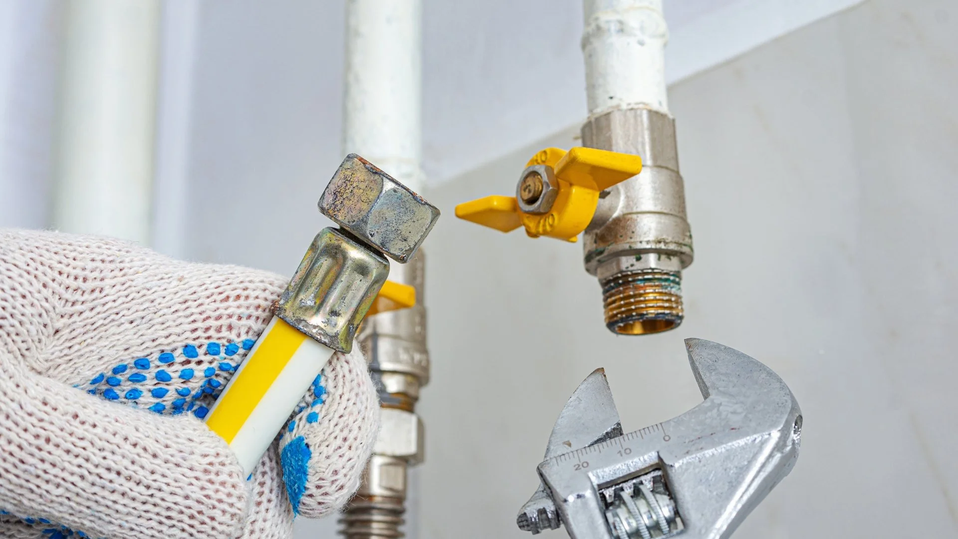 besoin d’un plombier à arcueil ? profitez d’un service rapide et fiable pour tous vos travaux de plomberie : installations, réparations, dépannages en urgence. devis gratuit et intervention 7j/7 !