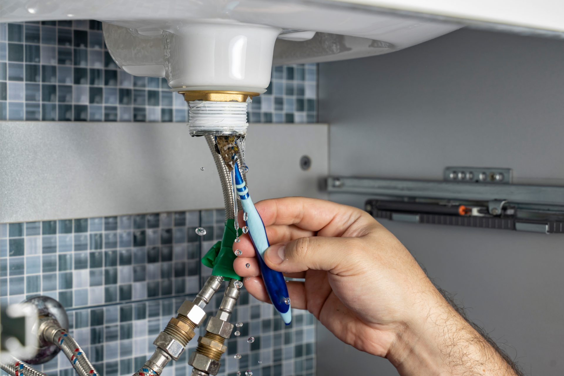 besoin d’un plombier à arcueil ? profitez de services de plomberie rapides et fiables pour vos dépannages, installations et rénovations. devis gratuit et intervention 24h/24.
