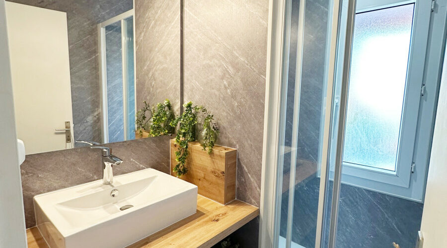 optez pour une rénovation de salle de bain écoresponsable à montgeroult. solutions durables, matériaux écologiques et économies d'énergie pour un espace moderne et respectueux de l'environnement.