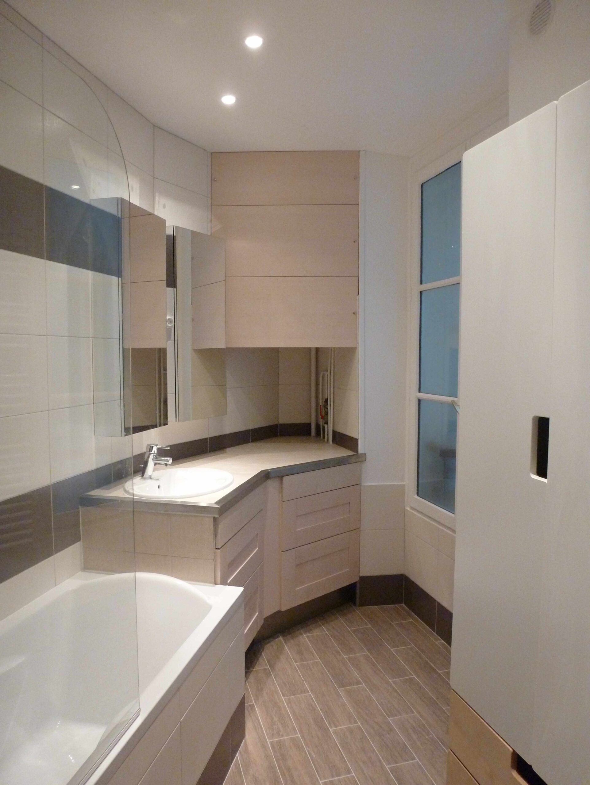 découvrez nos services experts pour rénover votre salle de bain à paris : design moderne, qualité et savoir-faire au cœur de la capitale.